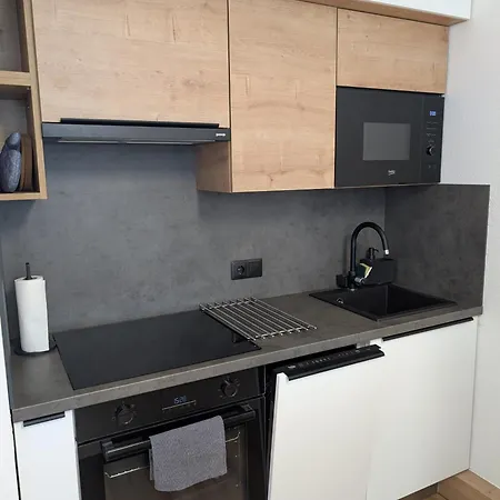 Apartment Kavi #5, Pool, Sauna Und Fitness Free, 2-zimmer