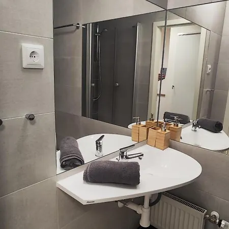 Kavi #5, Pool, Sauna Und Fitness Free, 2-zimmer Appartement *